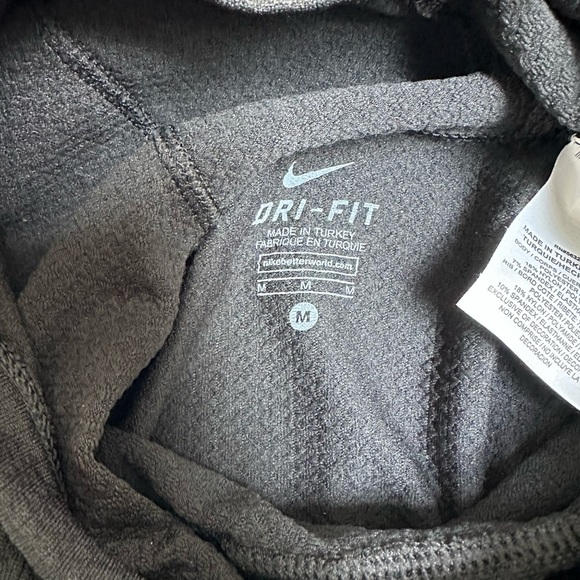 Nike Pro Hyperwarm Limitless Black Pullover - Picture 2 of 8